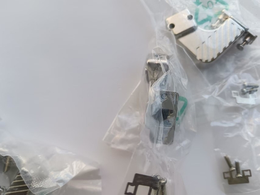 Silver Color 100V Servo Motor Cable Connectors 2 Pin